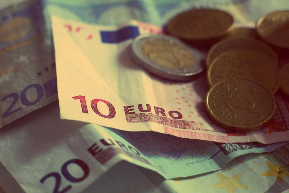 A stack of banknotes